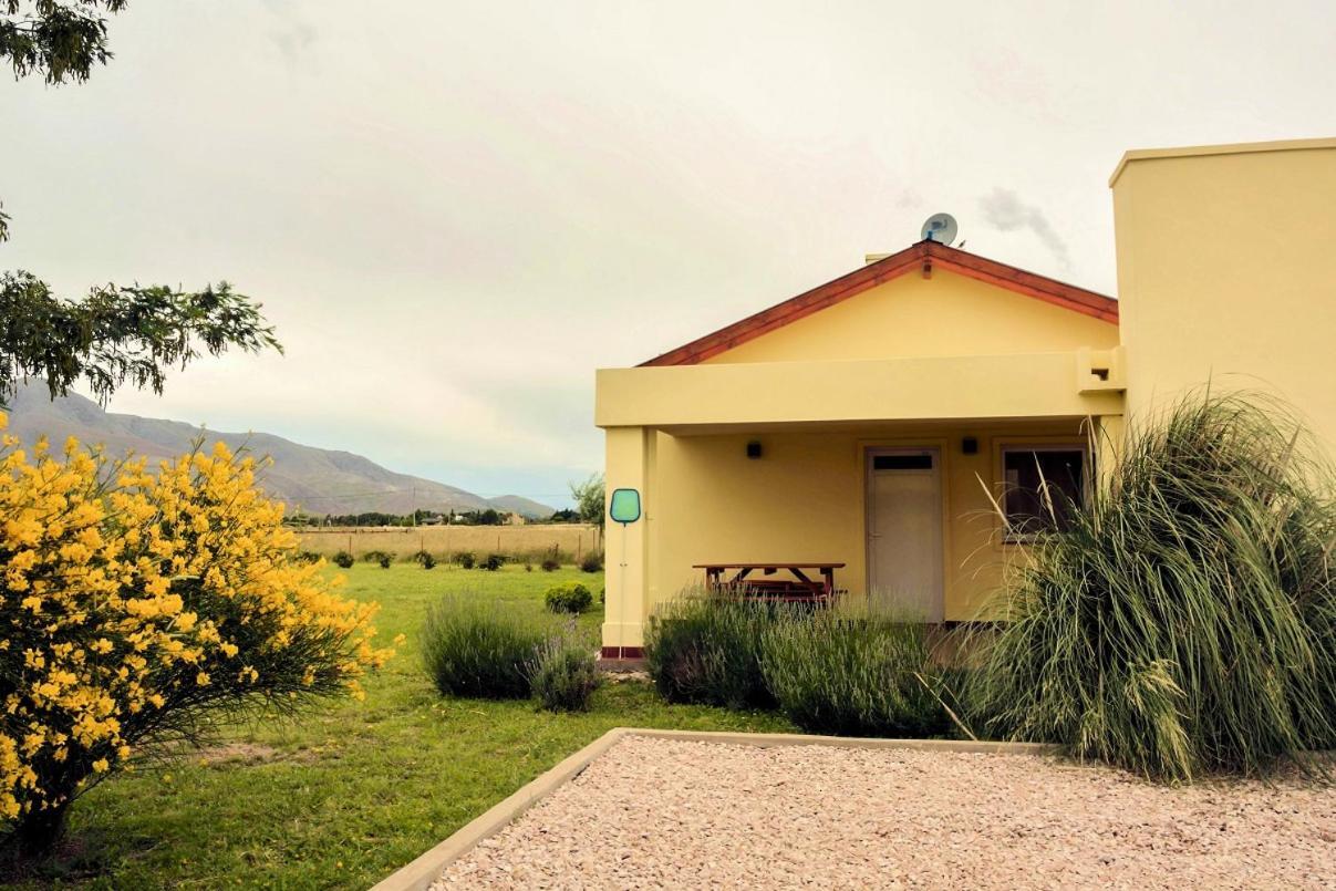 Cabanas De Las Pinturas Sierra de la Ventana Exterior photo