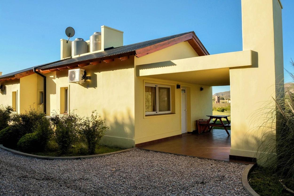 Cabanas De Las Pinturas Sierra de la Ventana Exterior photo