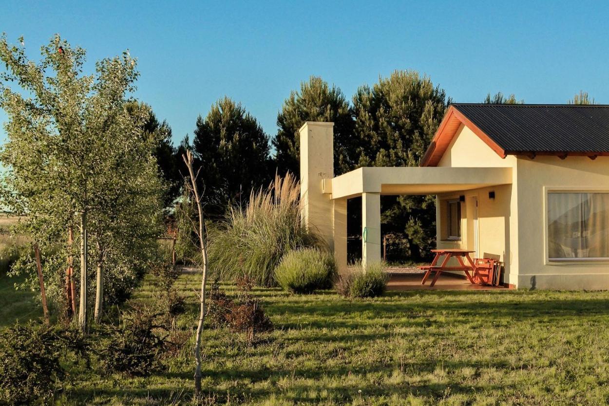 Cabanas De Las Pinturas Sierra de la Ventana Exterior photo