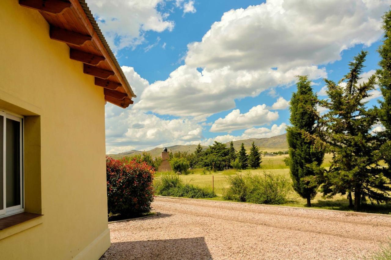 Cabanas De Las Pinturas Sierra de la Ventana Exterior photo